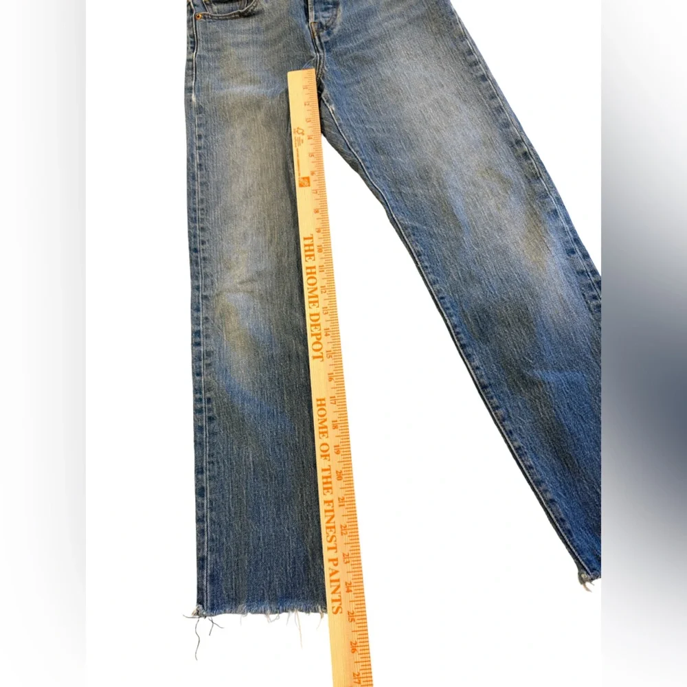 Levi’s White Oak Cone Mills Denim Jeans Women’s 25 Raw Hem Straight